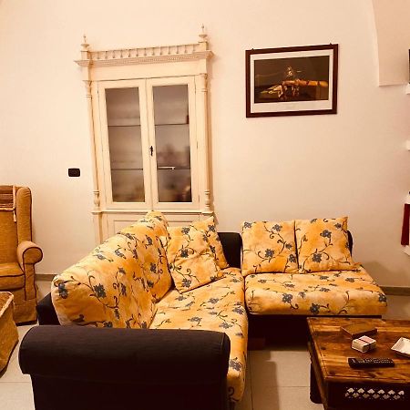 Casa Vacanze...Dei Teutonici Mesagne Luaran gambar