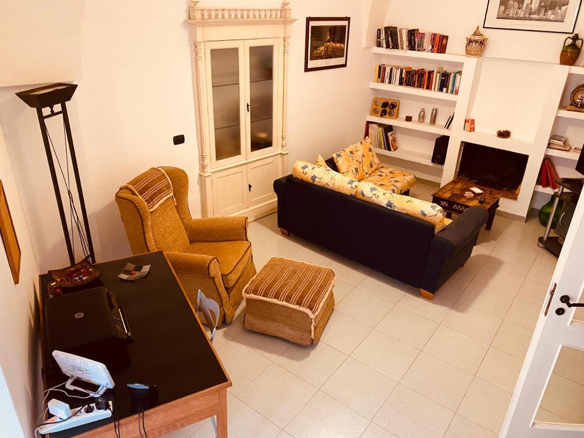 Casa Vacanze...Dei Teutonici Mesagne Luaran gambar