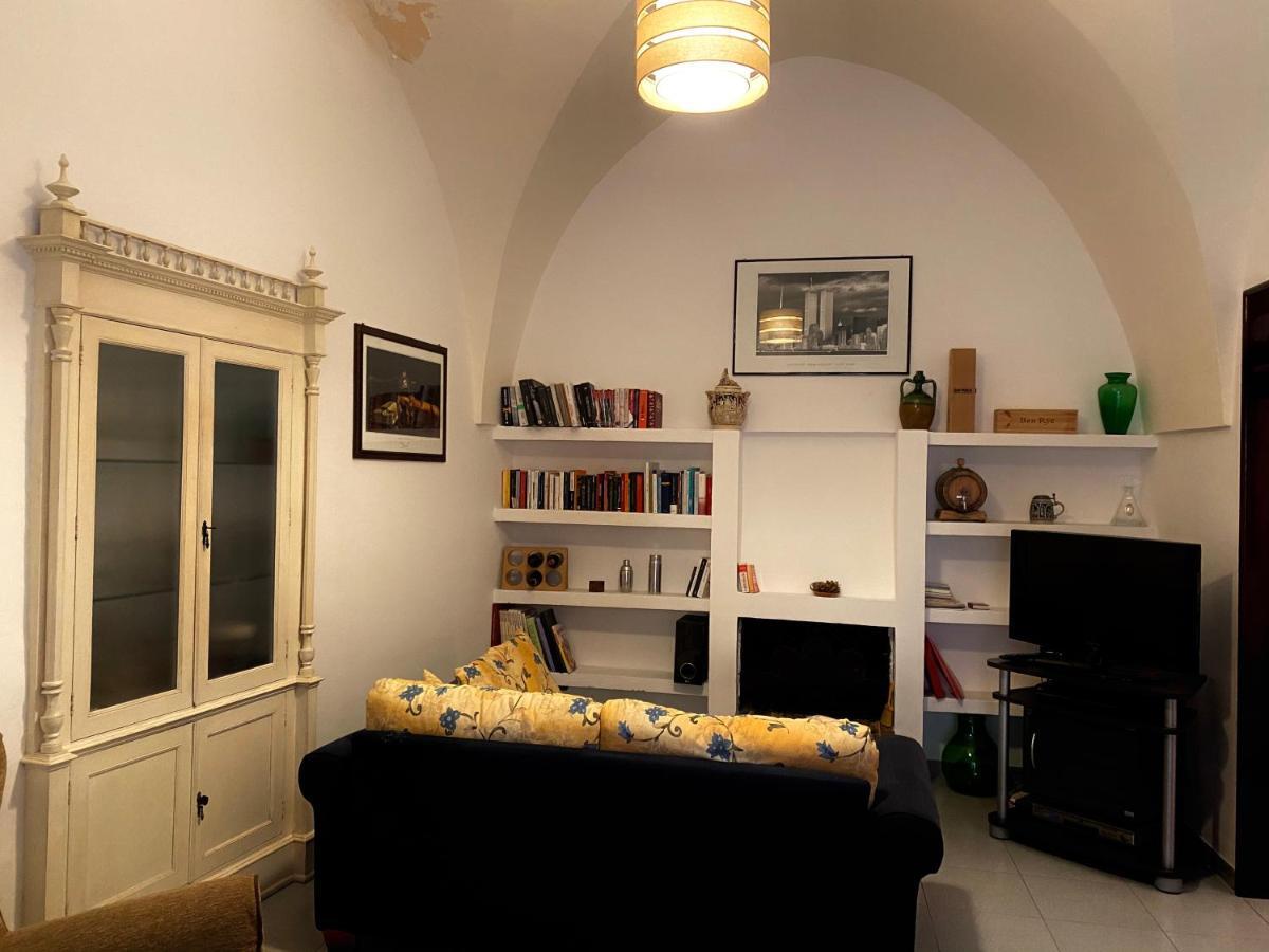 Casa Vacanze...Dei Teutonici Mesagne Luaran gambar